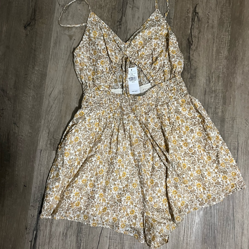 American Eagle Floral Romper